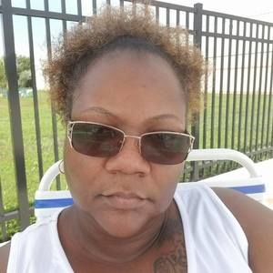 Meet your Posher, Tabatha